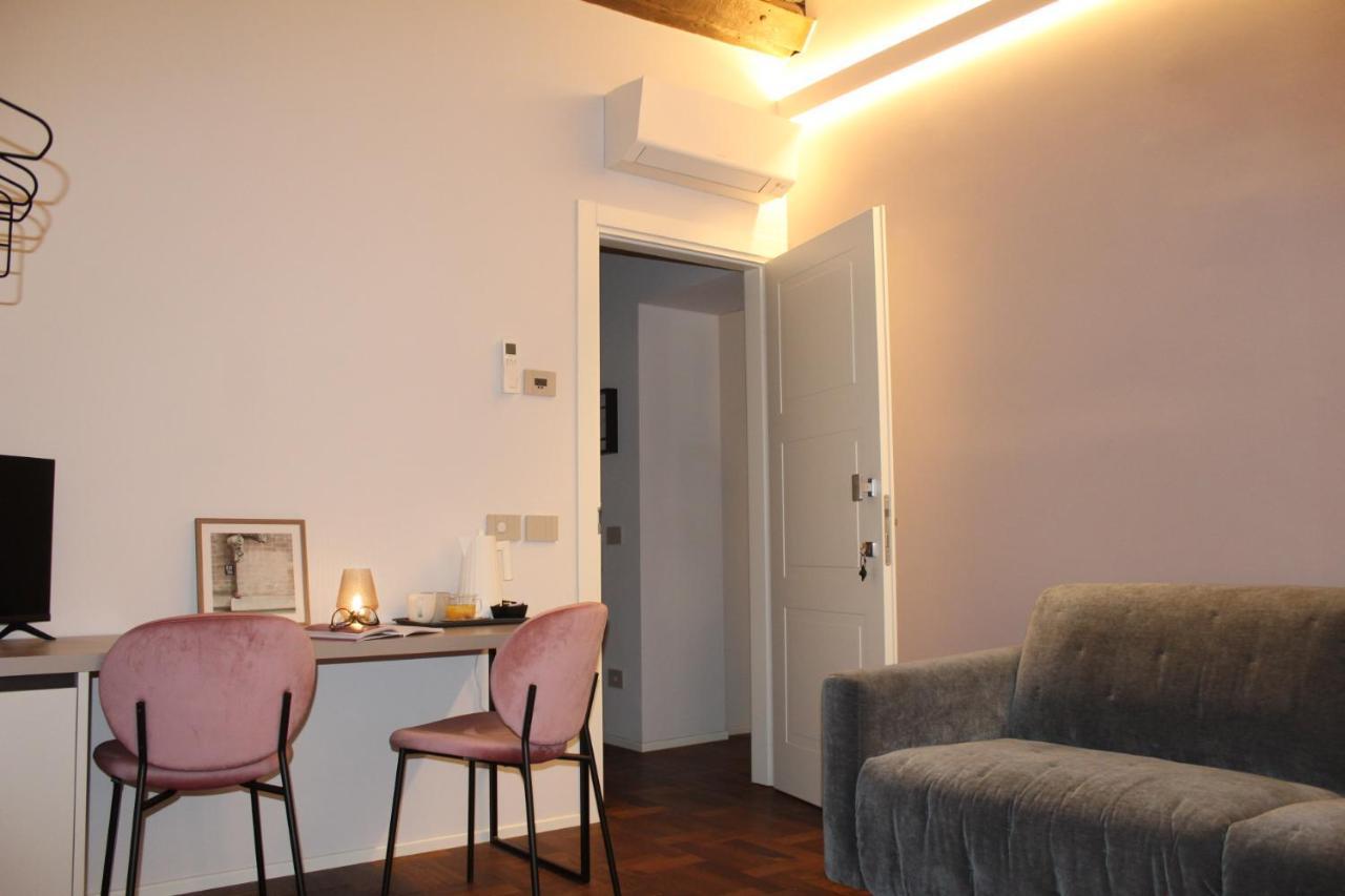 Coco21 Panzió Modena Kültér fotó