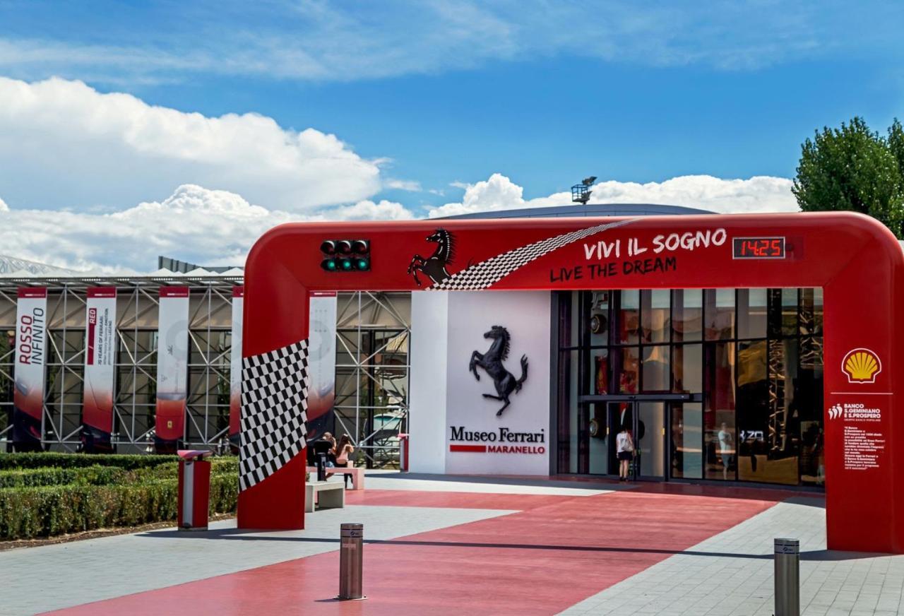 Coco21 Panzió Modena Kültér fotó